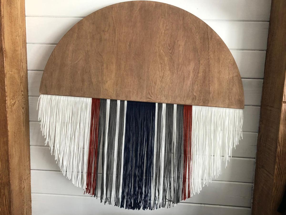 Maison Solange-red Barn Style- Moonridge Chalet Big Bear City